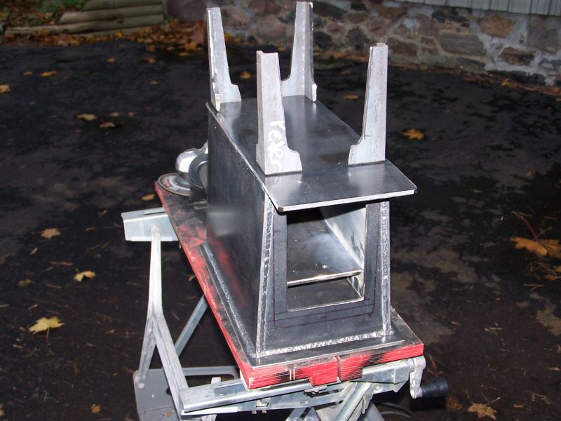 What are the features of a Fisher Papa Bear wood stove?