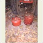 Metal gas cans