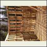 Pallet woodshed