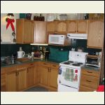 Kitchen_2.JPG