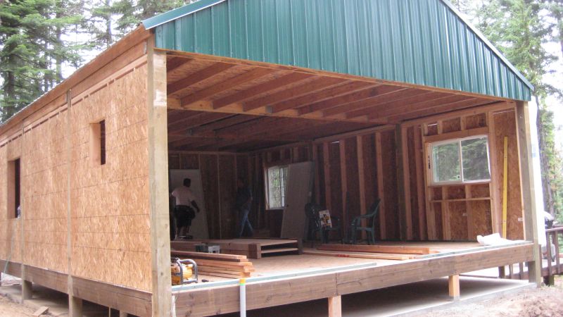 16' x 24' timber frame barn - black dog timberworks