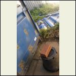 Pot-plant welding seat with optional brick upgrade