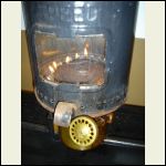 Boss Oil Stove showing burning.